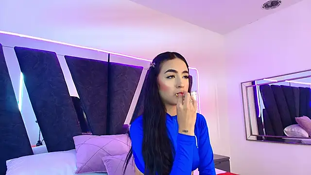 sophia_love__'s Live XXX Chat