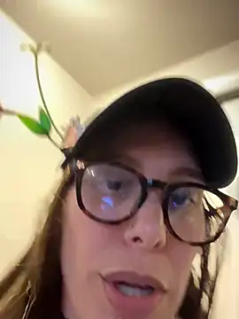 lil_martian's Live XXX Chat