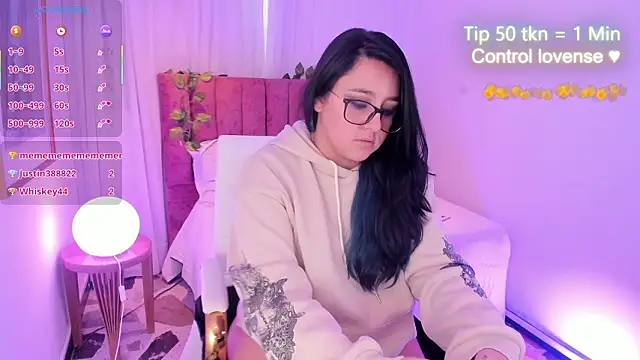 دردشة Cherry_blush_ الجنسية المباشرة