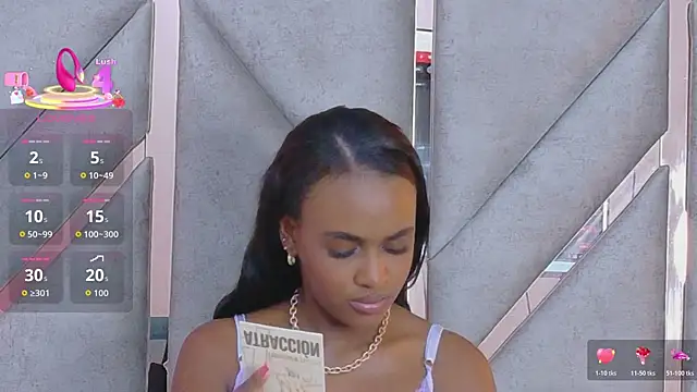 Sally-Noa's Live XXX Chat