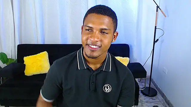 Онлайн чат XXX MaxCum18_