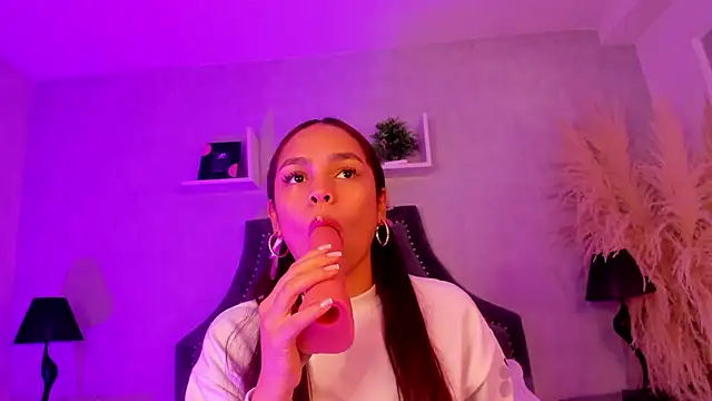 Chat XXX ao vivo de CarolineFyre