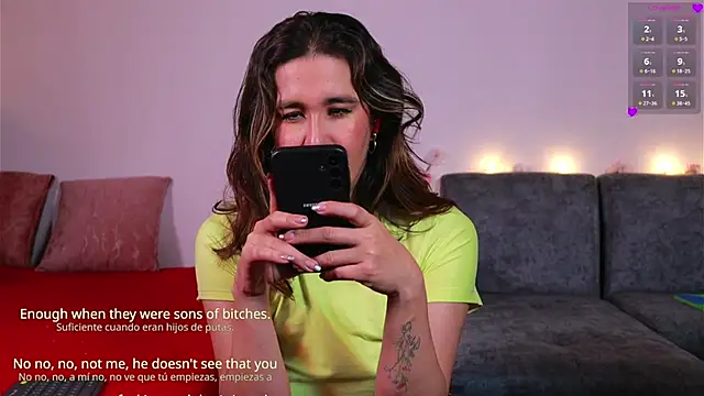 Chat +18 de kathieandpovcock1 ao vivo