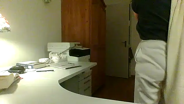 Laura_Sensuale webcam show