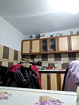 IsabelleCraftn Live XXX chat