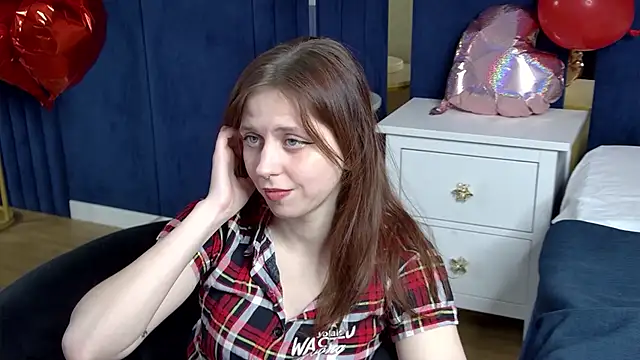 XXX chat uživo modela FreyaVey