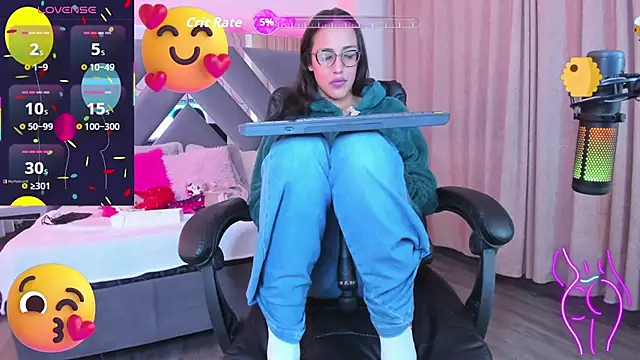 Abby_esposiito: απευθείας συνομιλία ΧΧΧ