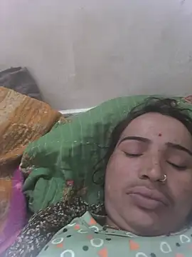 Hot_raaani Pertunjukan Webcam