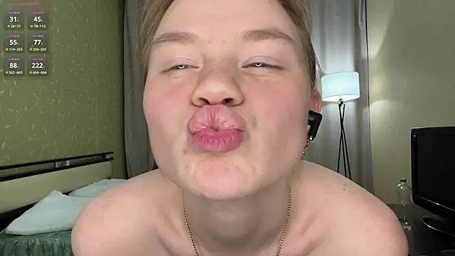 Chat +18 de KarlynGow ao vivo