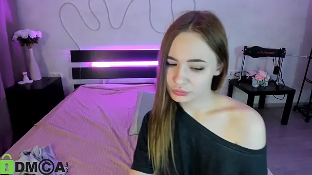 Chat +18 de Sofia_K1ss ao vivo