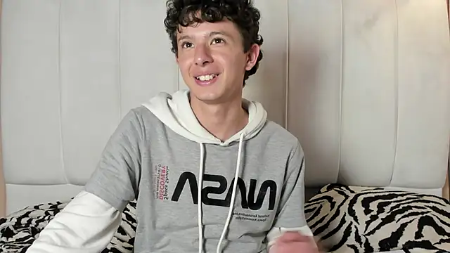 Show modela David_Roy_ na web-kameri