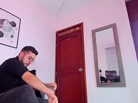 ethan_grace élő XXX-chatje