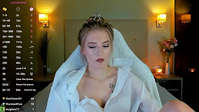 Chat +18 de Stacy_River ao vivo