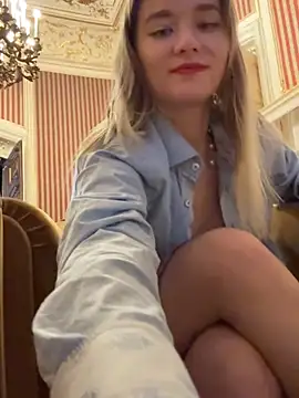 Weettyy Pertunjukan Webcam