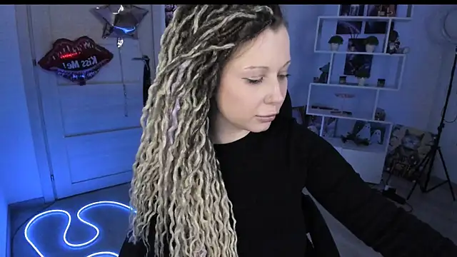 HoneySallyMoore's Live XXX Chat