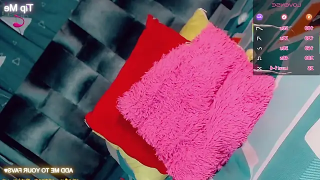 CharlotteBigCock 라이브 XXX 채팅