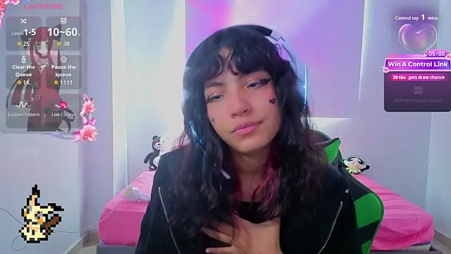 Chat +18 de Lovelyamyy ao vivo