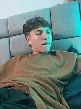 NaytonFreeman Pertunjukan Webcam