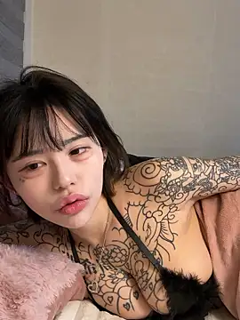 Chat XXX en directo de tangju7