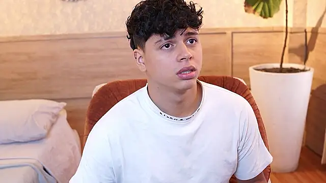 XXX chat uživo modela Ethan_occonor