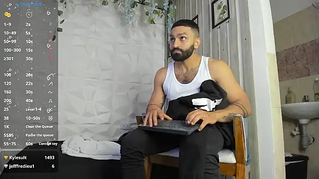 Онлайн чат XXX LeonidasKaiser