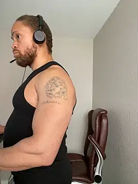 Fathero1timen Live XXX chat