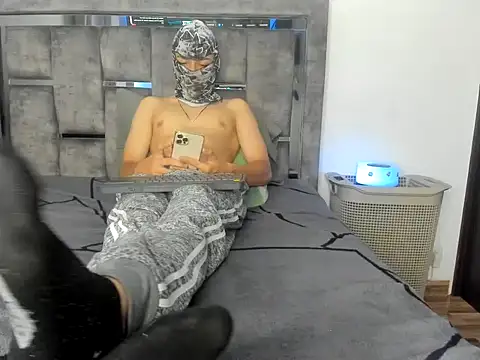 Show de Master_Ruthless77 na webcam