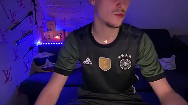 Cookieboy88: онлайн-секс-чат