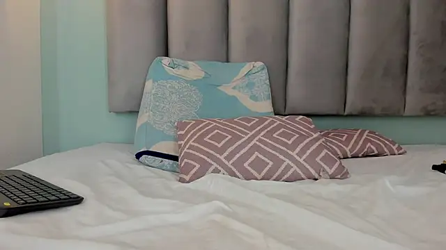 genesis4u's Live XXX Chat