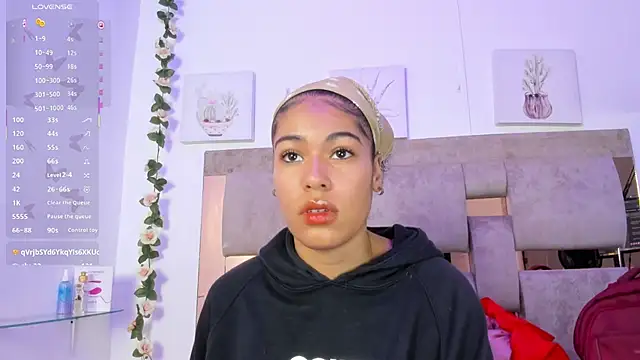 baddie_delayla: απευθείας συνομιλία ΧΧΧ