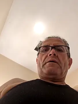 Онлайн чат XXX bobby69cock