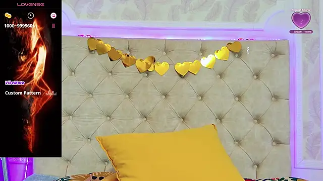 KarinaNoir Adlı Modelin Canlı XXX Sohbeti