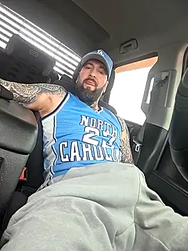 BeardedtattoodのライブXXXチャット