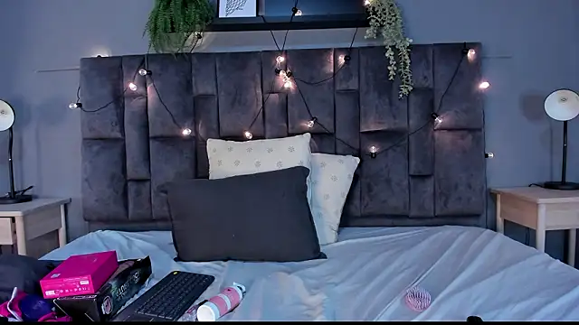 Pertunjukan Kamera Web AmberStonne__