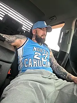 Beardedtattood – Naživo XXX chat