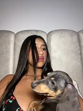 Gia_Evanss – Naživo XXX chat