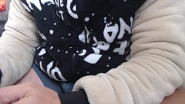 thomas_gun Adlı Modelin Canlı XXX Sohbeti