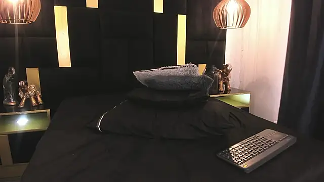 Show de Lucio__Fox na webcam