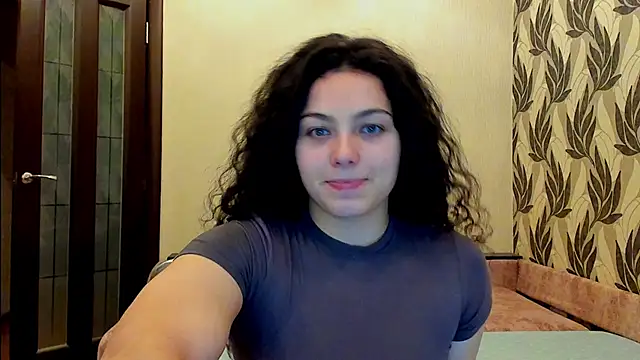 Chatroom XXX en direct de Dianasi