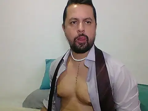 Chat +18 de TRIISTAN_KING10 ao vivo
