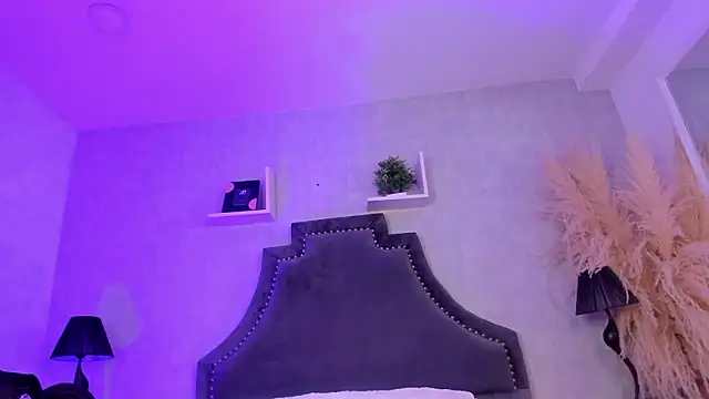 دردشة CarolineFyre الجنسية المباشرة