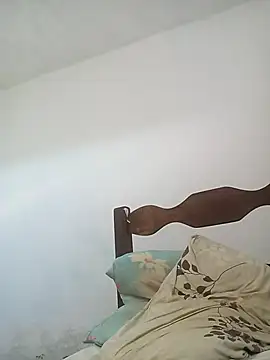 Pretinhoo25 Adlı Modelin Canlı XXX Sohbeti