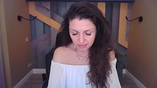 EllaLong 现场XXX聊天