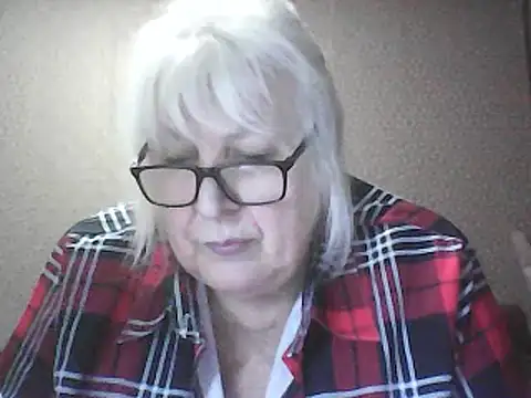 Alexia64231's Webcam Show