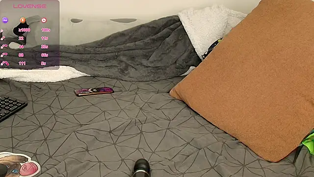 XXX chat uživo modela SuchArt_