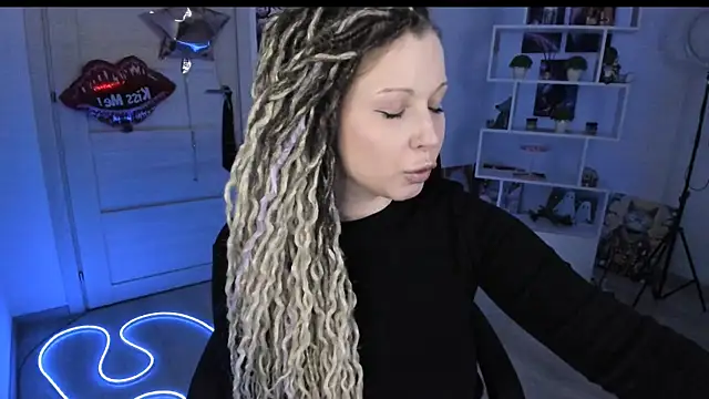 Chat XXX en directo de HoneySallyMoore