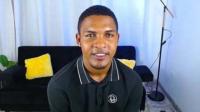 Show de MaxCum18_ na webcam