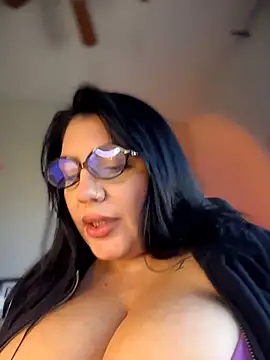 XXX chat uživo modela Vicky_Sixx