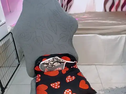 Ella_cummers Pertunjukan Webcam