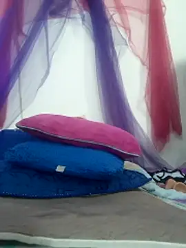 Онлайн чат XXX Queensamantha777